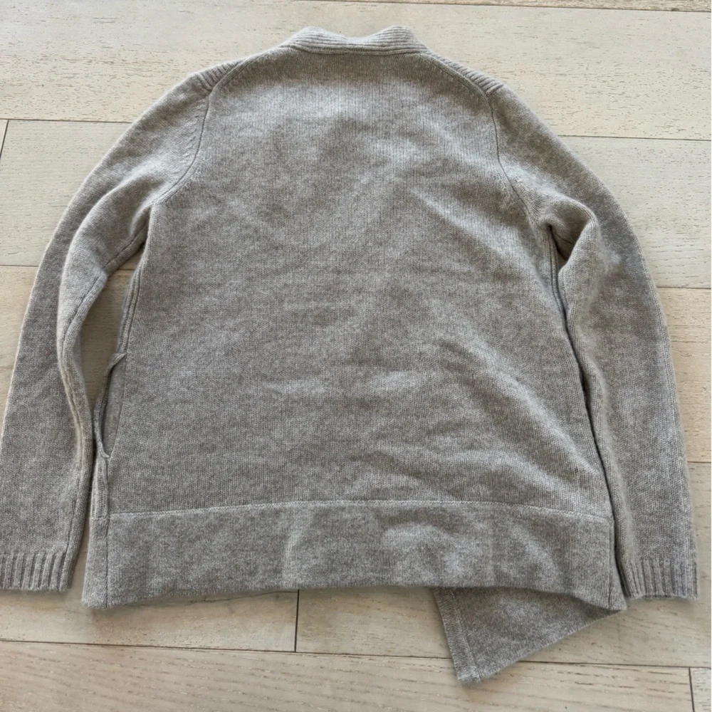 White+Warren Ribbed knit 100% cashmere sweater pockets M - Picture 2 of 5